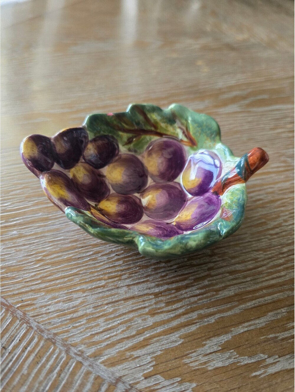 Hand Painted Corsica Ceramic Grape Leaf Dish (A4)